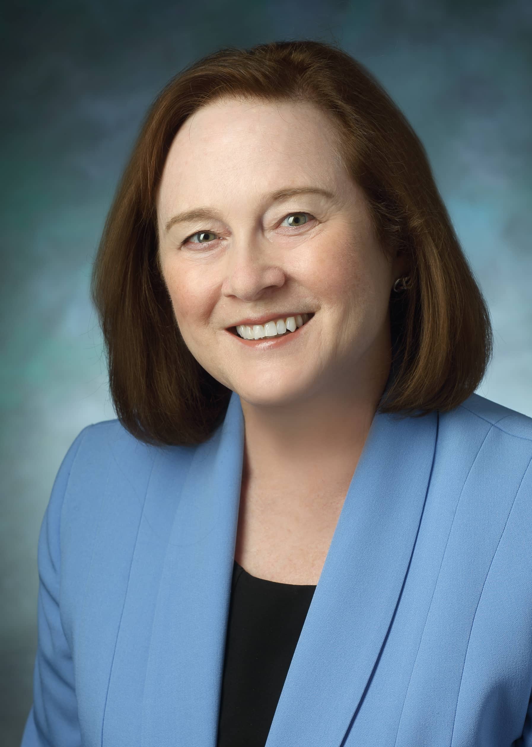 Leslie Weber headshot